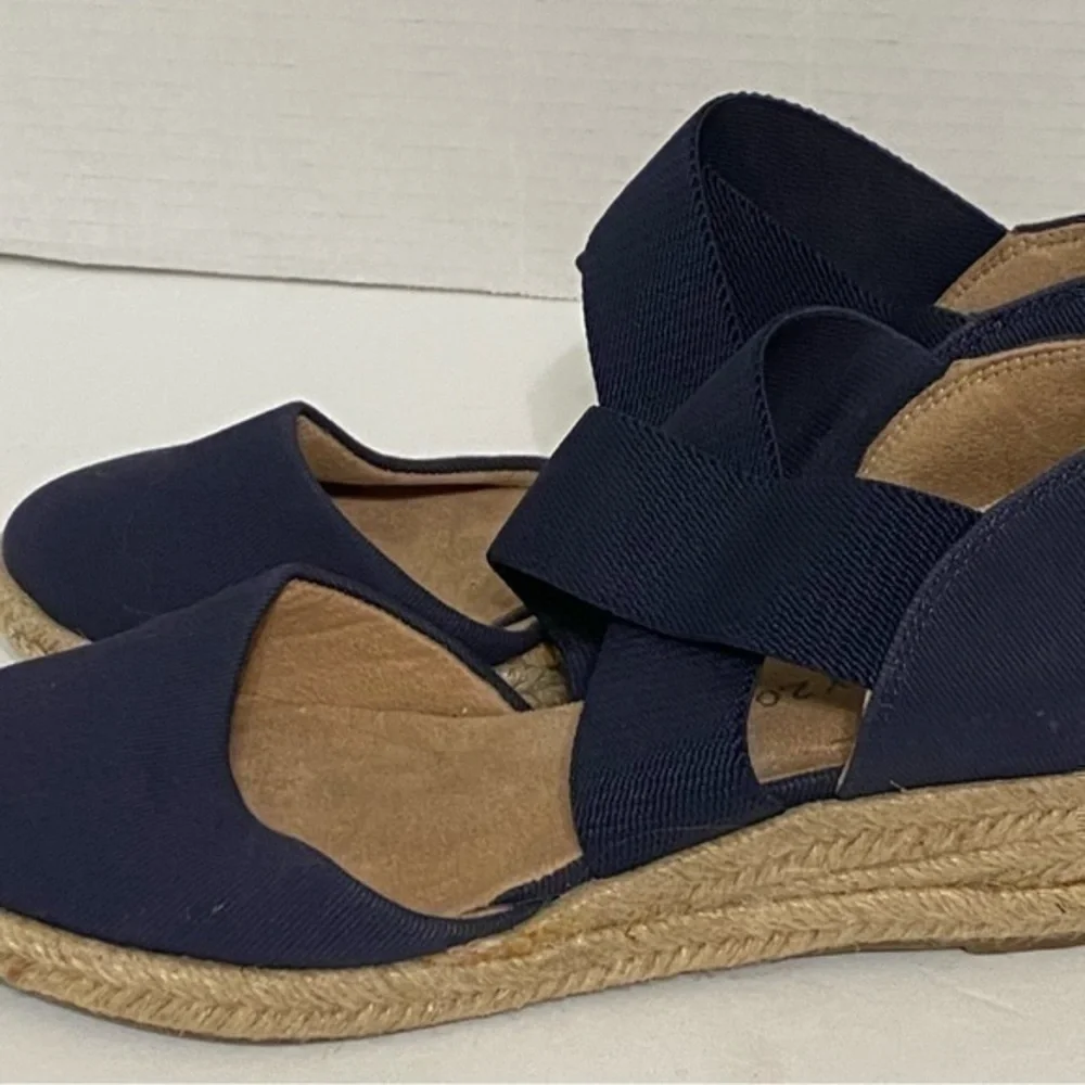Life Stride Sandals Size 6M